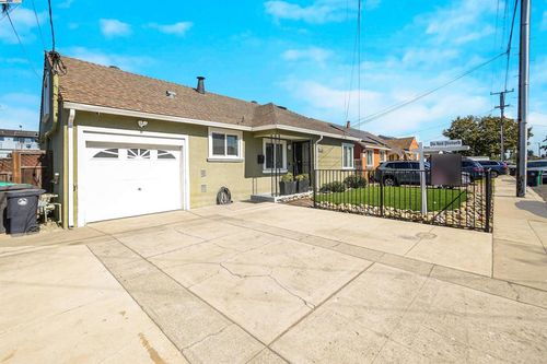 21926 Victory Dr, Hayward, CA, 94541-5930 | Card Image