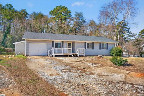 1018 Havelock Dr, Taylors, SC, 29687-4453 | Card Image