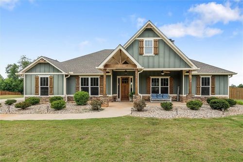 551 Lovell Rd, Temple, GA, 30179-4720 | Card Image