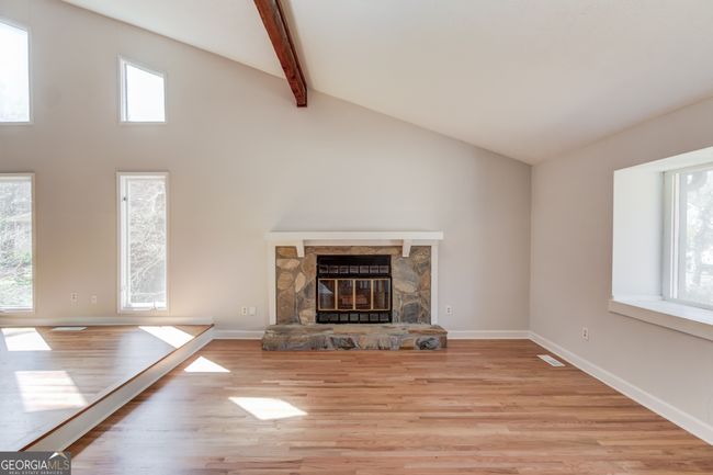 5284 Silver Creek Dr Sw, House other with 4 bedrooms, 5 bathrooms and null parking in Lilburn GA | Image 5