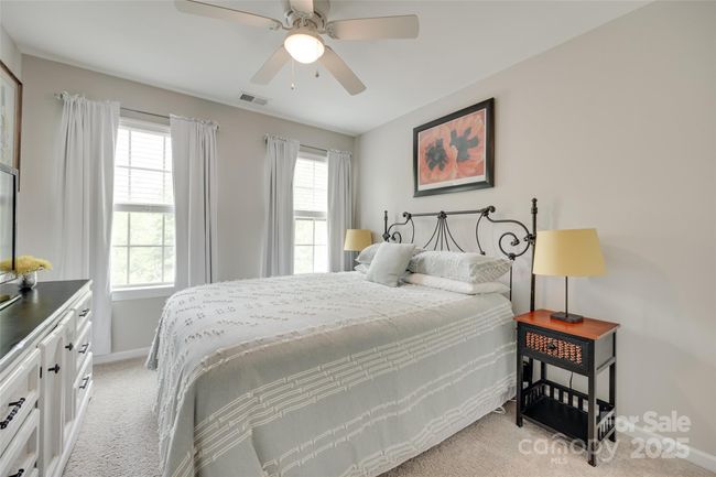 6842 Berewick Commons Pkwy, Townhouse with 3 bedrooms, 3 bathrooms and null parking in Charlotte NC | Image 17