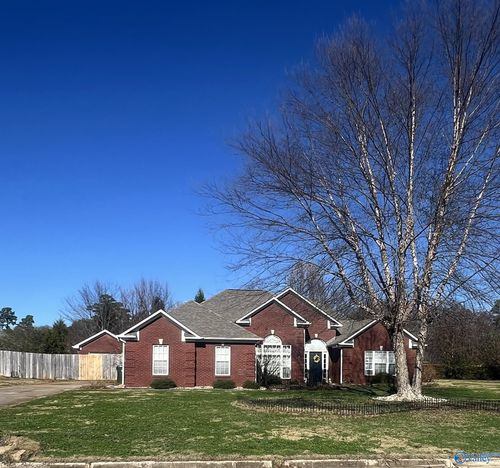 189 Hunters Cove Rd, Huntsville, AL, 35806-4115 | Card Image