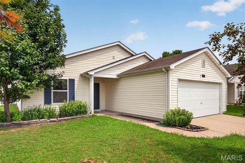 1413 Autumn Lakes Ln, Mascoutah, IL, 62258-2798 | Card Image