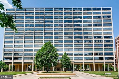 1603-4000 N Charles St, BALTIMORE, MD, 21218-1768 | Card Image