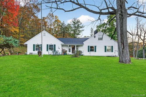 108 Circle Dr, Monroe, NY, 10950-3643 | Card Image