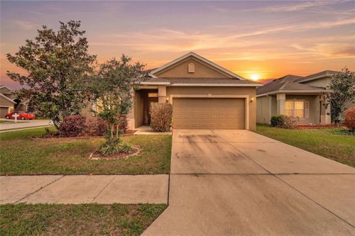 855 Krenson Woods Ln, LAKELAND, FL, 33813-6610 | Card Image