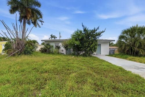 1640 Ne 32nd Pl, Pompano Beach, FL, 33064-6730 | Card Image