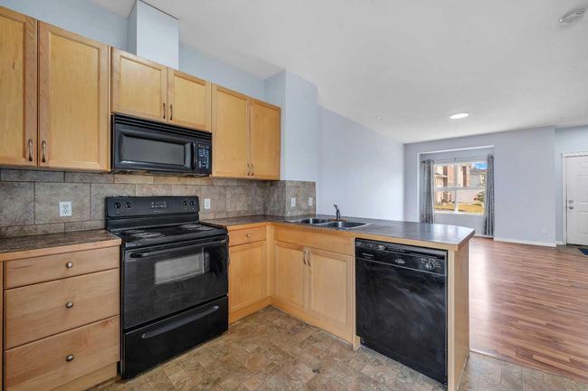2702 - 111 Tarawood Lane Ne, Townhouse with 3 bedrooms, 3 bathrooms and 1 parking in Calgary AB | Image 11