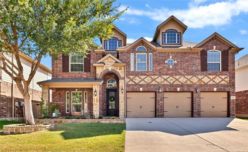 9832 Amaranth Dr, Fort Worth, TX, 76177-3217 | Card Image