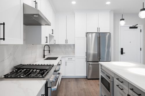 207-18 Artisan Dr., Salem, NH, 03079 | Card Image