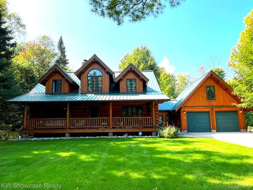 4131 N Lake Shore Dr, Black River, MI, 48721-9772 | Card Image