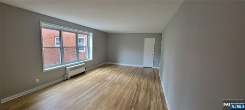 2330 Linwood Ave, Fort Lee, NJ, 07024-3862 | Card Image