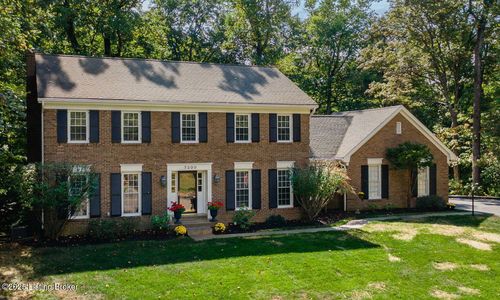 7300 Fox Bluff Pl, Prospect, KY, 40059-9326 | Card Image