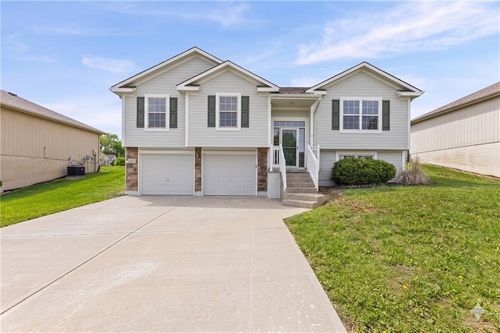 7219 Rymeg St, Belton, MO, 64012-5401 | Card Image