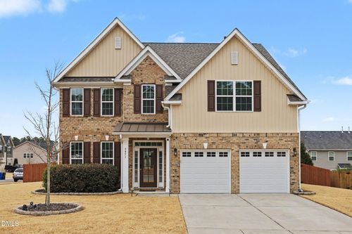 7471 Randshire Way, Raleigh, NC, 27616-8207 | Card Image