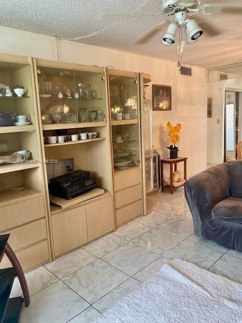 apt-108-2831 E Sunrise Lakes Dr, Sunrise, FL, 33322-2411 | Card Image