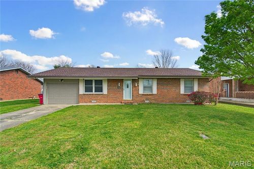 116 Terrace Dr, Sikeston, MO, 63801-5145 | Card Image