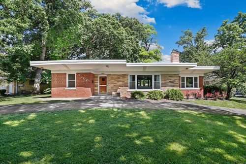 7300 W 108th Pl, Worth, IL, 60482-1106 | Card Image