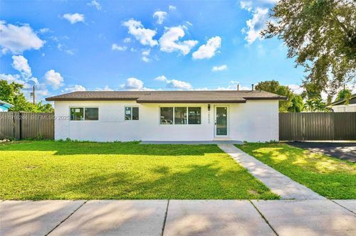 18950 Sw 310th St, Homestead, FL, 33030-3803 | Card Image