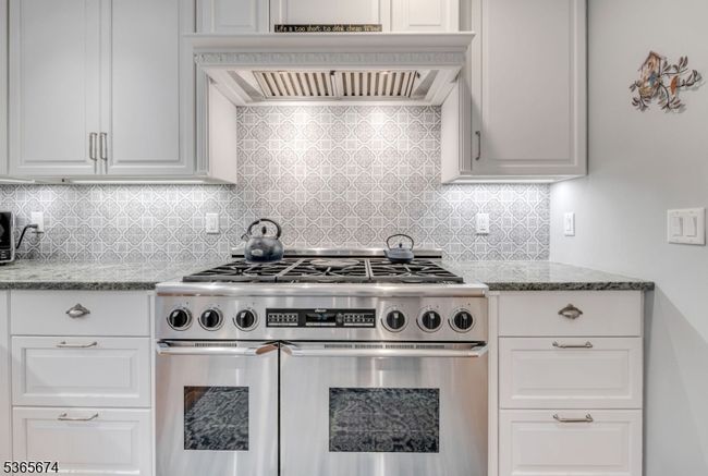 304 Briarwood Dr, House other with 3 bedrooms, 3 bathrooms and null parking in Wyckoff NJ | Image 20