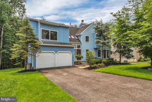 4 Johnson Ln, VOORHEES, NJ, 08043-4124 | Card Image