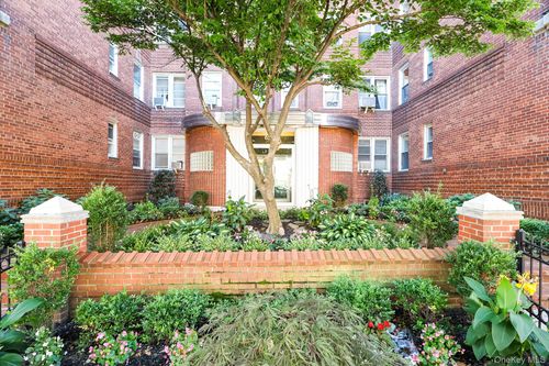 101-65-36 Wetherole St, Rego Park, NY, 11374 | Card Image