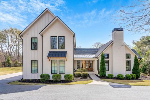 71 Blacks Dr, Greenville, SC, 29615-4040 | Card Image