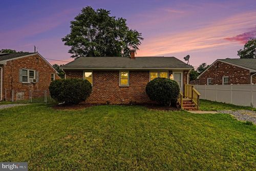 207 South St, FREDERICKSBURG, VA, 22401-7253 | Card Image