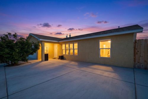 9300 Alvera Ave Sw, Albuquerque, NM, 87121-7887 | Card Image