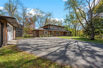 141 Monks Rd., House other with 4 bedrooms, 3 bathrooms and 8 parking in Clinton Twp PA | Image 2