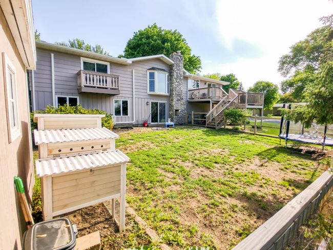 Fenced in Yard | Image 6