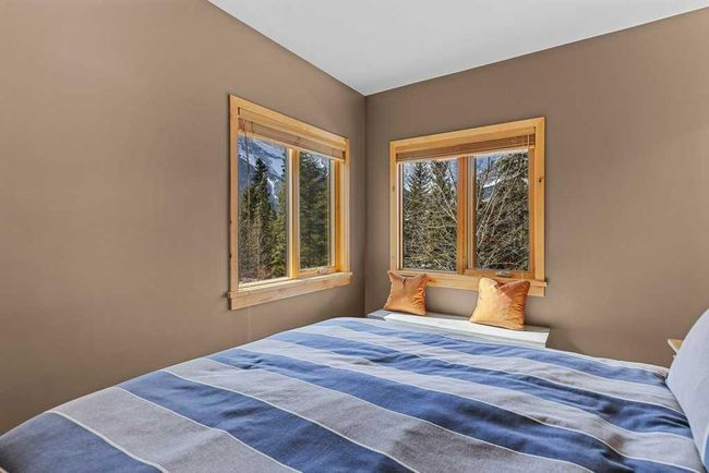9 Creekside Mews, Townhouse with 3 bedrooms, 4 bathrooms and 2 parking in Canmore AB | Image 30