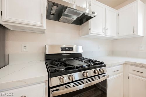 8277 Time Machine Ave, Las Vegas, NV, 89113-6164 | Card Image