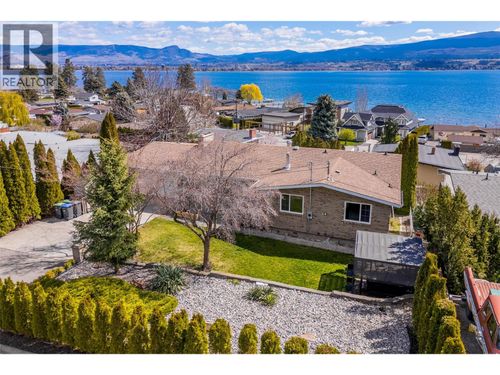 2741 Benedick Rd, West Kelowna, BC, V1Z1V1 | Card Image