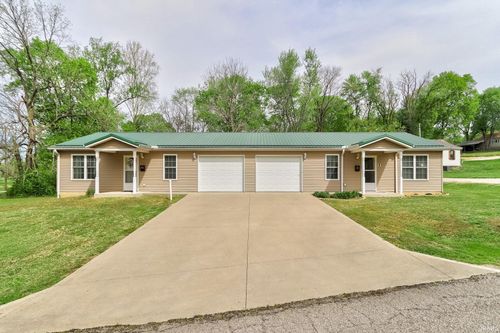 308 & 310 E Spruce Street, Petersburg, IN, 47567-1186 | Card Image