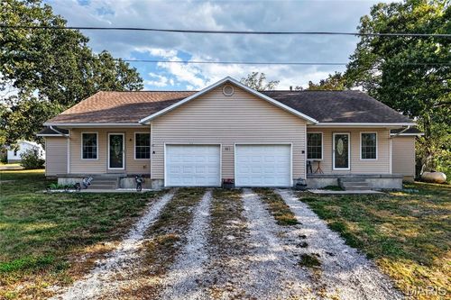 301/303 10th Street, Crocker, MO, 65452 | Card Image