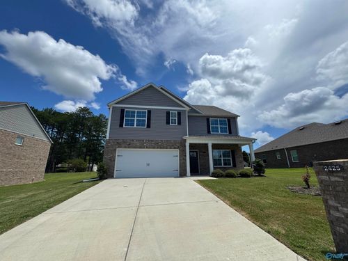 2425 Bluff Haven Ln, Hokes Bluff, AL, 35903-5605 | Card Image