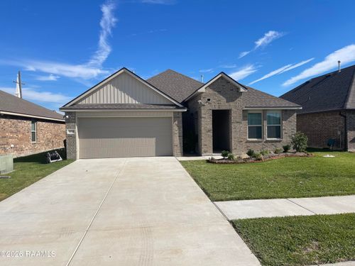 3275 E Blue Heron Dr, Lake Charles, LA, 70615-4793 | Card Image