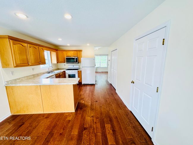 813 Clear Creek Pkwy, House other with 4 bedrooms, 3 bathrooms and null parking in Clarkrange TN | Image 30