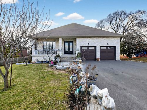 40 Simmons St, Vaughan, ON, L4H4X7 | Card Image