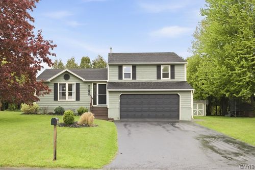 8168 Toscano Dr, Clay, NY, 13041-8520 | Card Image