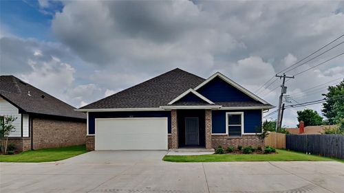 6912 Labelle Dr, Warr Acres, OK, 73132-4502 | Card Image