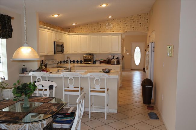 12306 Nw 55 Th St, House other with 3 bedrooms, 2 bathrooms and null parking in Coral Springs FL | Image 13