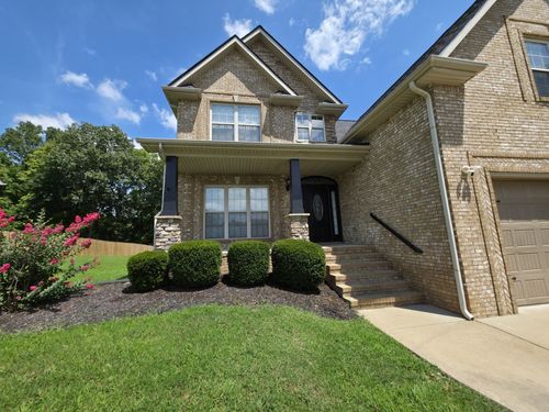 833 E Accipiter Cir, Clarksville, TN, 37043-2711 | Card Image