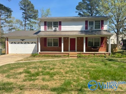 6604 Robinhood Lane Nw, Huntsville, AL, 35806 | Card Image