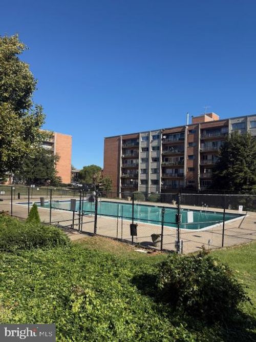 203-5851 Quantrell Ave, ALEXANDRIA, VA, 22312-2754 | Card Image
