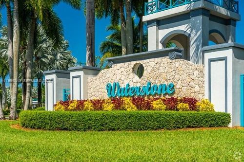 2402 Ne 41st Pl, Homestead, FL, 33033-5164 | Card Image