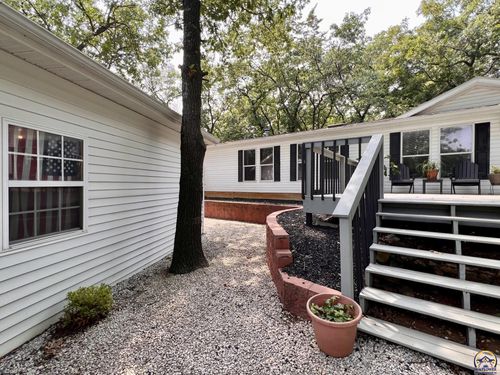 4853 Cheyenne Ln, McLouth, KS, 66054 | Card Image