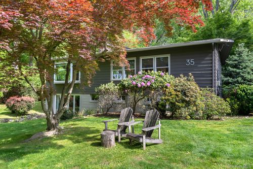 35 Hickory Hill Rd, Tappan, NY, 10983-1803 | Card Image