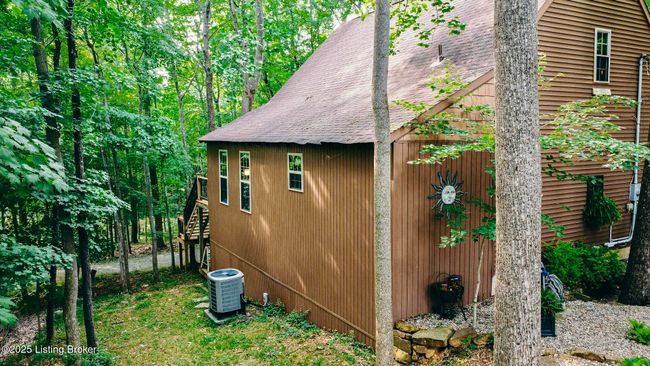 282 Lake View Ln, House other with 2 bedrooms, 5 bathrooms and null parking in Mc Daniels KY | Image 101